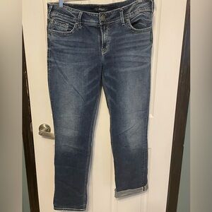Elyse straight leg jeans, like new condition.